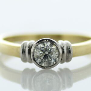 18ct Yellow Gold Single Stone Rub Over Set Diamond Ring 0.40