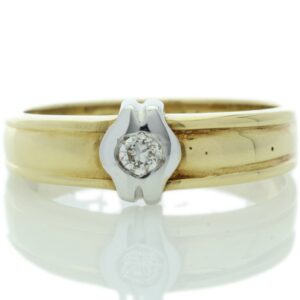 18ct Yellow Gold Single Stone Fancy Rub Over Set Diamond Ring 0.21