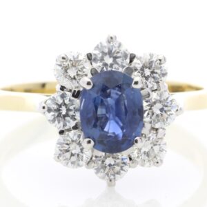 18ct Yellow Gold Oval Cluster Diamond And Sapphire Ring (S 0.90) 0.96 Carats