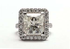 18ct White Gold Single Stone Princess Cut Diamond Halo Setting Ring 8.50 Carats