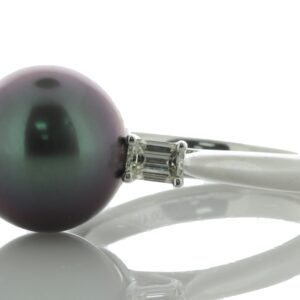 18ct White Gold South Sea Pearl And Baguette Cut Diamond Ring 0.41 Carats