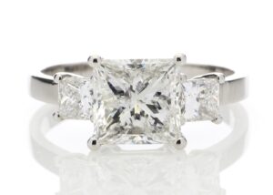 18ct White Gold Three Stone Princess Cut Diamond Ring 2.00 Carats