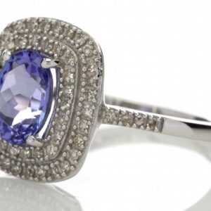 14ct Gold Oval Tanzanite And Diamond Cluster Ring 0.33 Carats