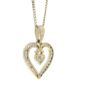 9ct Yellow Gold Heart Shaped  Pendant  Set With Diamonds 0.16 Carats