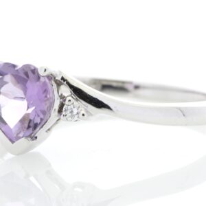 9ct White Gold Amethyst Diamond Ring 0.04 Carats