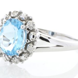 9ct White Gold Blue Topaz Diamond Cluster Ring 0.04 Carats