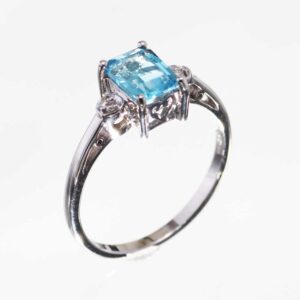 9ct White Gold Blue Topaz Diamond Ring 0.02 Carats