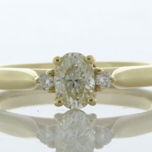 18ct Yellow Gold Oval Cut Diamond Shoulder Set Ring 0.50