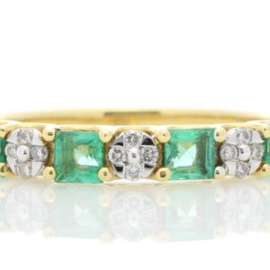 18ct Yellow Gold Claw Set Semi Eternity Diamond And Emerald Ring (E 0.55) 0.80 Carats