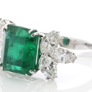 18ct White Gold Emerald Cluster Claw Set Diamond And Emerald Ring (E 5.40) 1.80 Carats