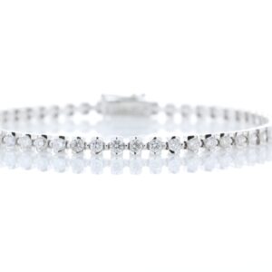 18ct White Gold Tennis Diamond Bracelet 2.49 Carats