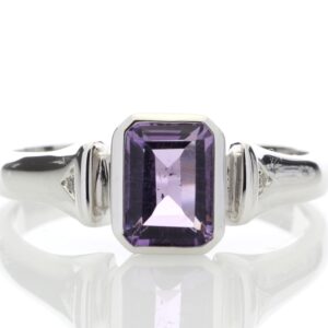 9ct White Gold Amethyst Ring (A1.00) 0.03 Carats