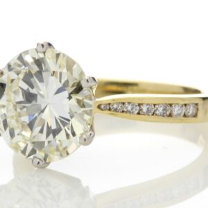 18ct Yellow Gold Single Stone Claw Set Diamond Ring 4.13