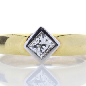 18ct Single Stone Princess Cut Rub Over Diamond Ring 0.40 Carats