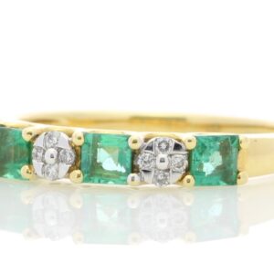 18ct Yellow Gold Claw Set Semi Eternity Diamond And Emerald Ring (E 0.55) 0.80 Carats