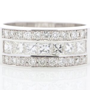 18ct White Gold Rub Over Set Semi Eternity Diamond Ring 0.94 Carats