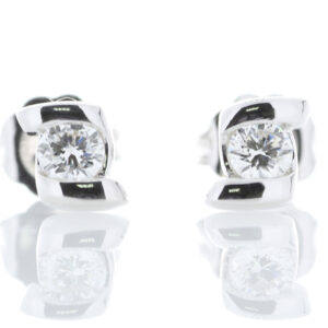 18ct White Gold Single Stone Bar Set Diamond Earring 0.25