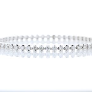 18ct White Gold Tennis Diamond Bracelet 2.49 Carats