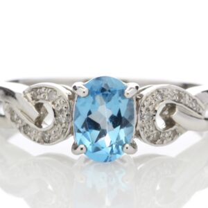 9ct White Gold Diamond And Blue Topaz Ring 0.05 Carats