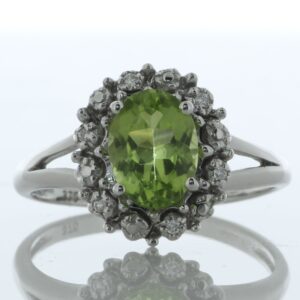 9ct White Gold Cluster Diamond And Peridot Ring (P1.50) 0.03