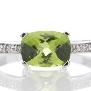 9ct White Gold Peridot Diamond Ring 0.05 Carats