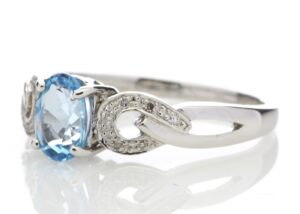 9ct White Gold Diamond And Blue Topaz Ring 0.05 Carats