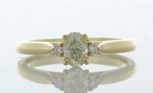 18ct Yellow Gold Oval Cut Diamond Shoulder Set Ring 0.50