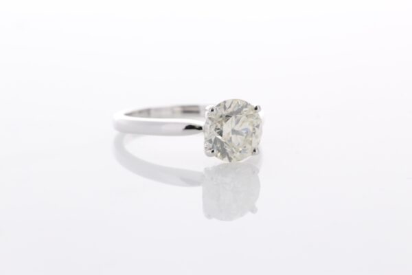 18ct White Gold Single Stone Prong Set Diamond Ring 2.02 Carats - Image 4