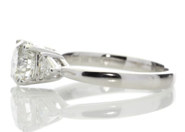 18ct White Gold Single Stone Claw Set With Stone Set Shoulders Diamond Ring (1.38) 1.59 Carats - Image 3