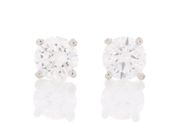 18ct White Gold Single Stone Diamond Earring 1.00 Carats