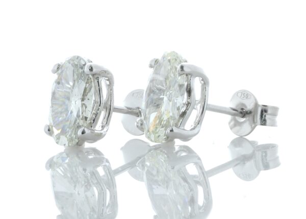 18ct White Gold Single Stone Oval Cut Diamond Earring 2.55 Carats - Image 3