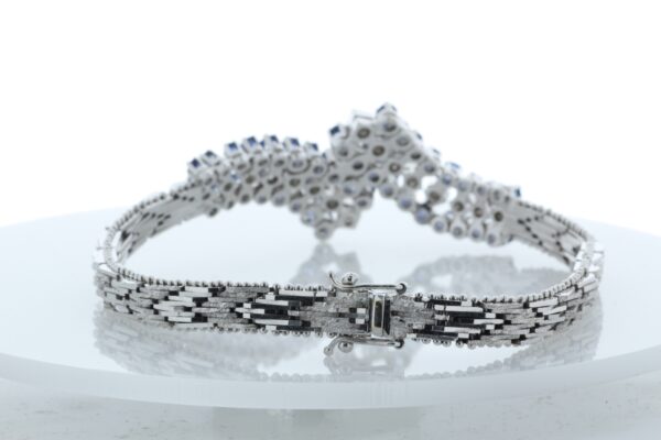 18ct White Gold Diamond And Cornflower Blue Sapphire Bracelet 1.20 Carats - Image 3