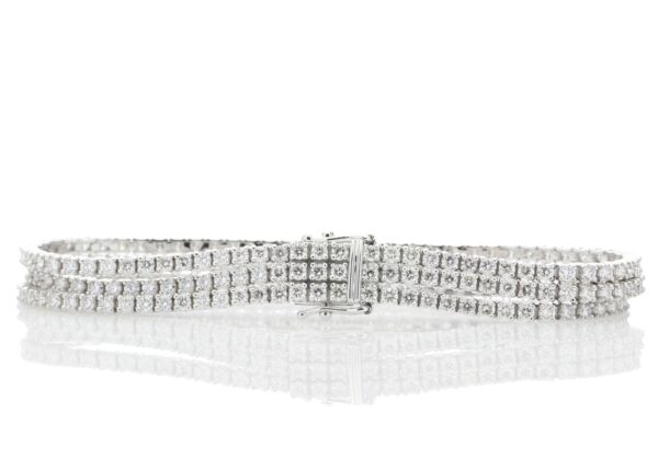 18ct White Gold Three Row Tennis Diamond Bracelet 7.22 Carats - Image 3