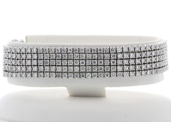 18ct White Gold Five Row Tennis Diamond Bracelet 11.73 Carats - Image 2