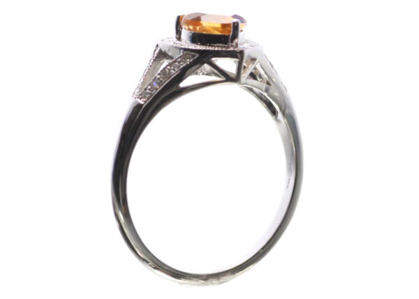 9ct White Gold Heart Shape Citrine Diamond Ring 0.20 Carats - Image 3