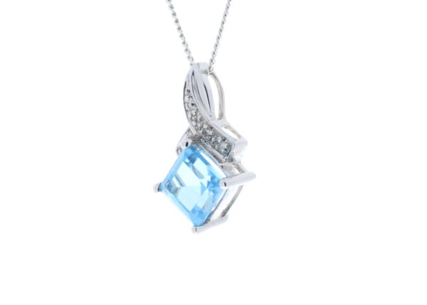 9ct White Gold Diamond And Blue Topaz Pendant 0.02 Carats - Image 4