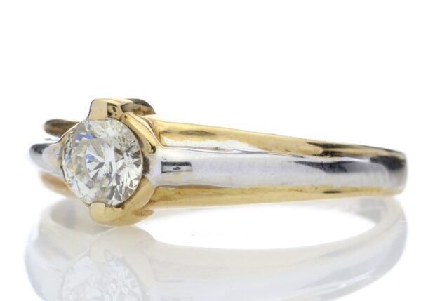 18ct Two Tone Single Stone Rub Over Set Diamond Ring 0.35 Carats - Image 2