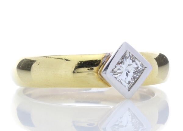 18ct Single Stone Princess Cut Rub Over Diamond Ring 0.40 Carats - Image 4