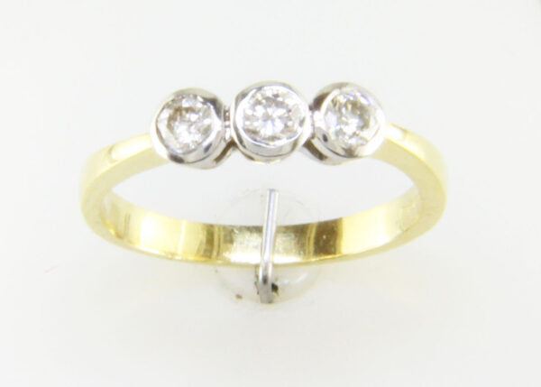 18ct Three Stone Rubover Set Diamond Ring 0.75 - Image 7