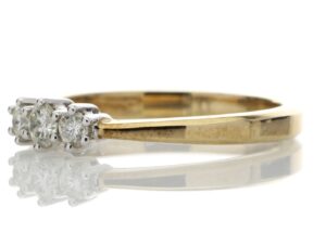 18ct Yellow Gold Three Stone Claw Set Diamond Ring 0.25