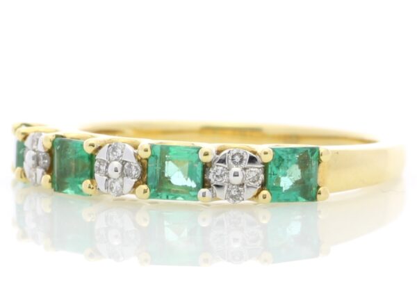 18ct Yellow Gold Claw Set Semi Eternity Diamond And Emerald Ring (E 0.55) 0.80 Carats - Image 2