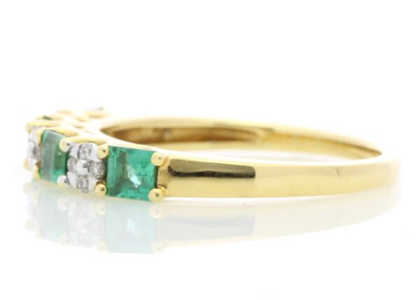 18ct Yellow Gold Claw Set Semi Eternity Diamond And Emerald Ring (E 0.55) 0.80 Carats - Image 3