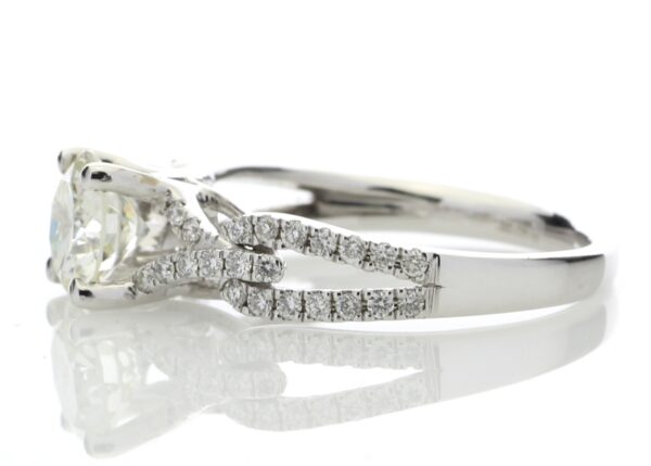 18ct White Gold Single Stone Claw Set With Stone Set Shoulders Diamond Ring (1.03) 1.32 Carats - Image 3