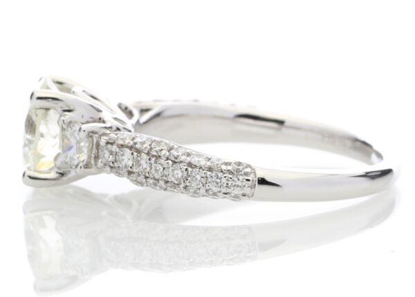 18ct White Gold Single Stone Claw Set With Stone Set Shoulders Diamond Ring (1.40) 2.07 Carats - Image 3