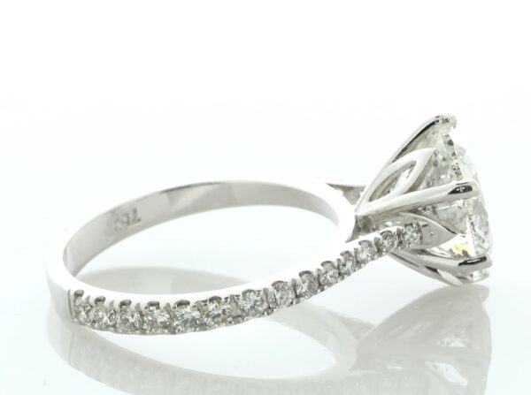 18ct White Gold Single Stone Prong Set With Stone Set Shoulders Diamond Ring 5.12 - Image 3