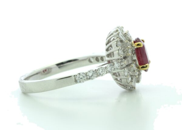 18ct White Gold Cluster Diamond And Ruby Ring (R0.86) 0.80 Carats - Image 4