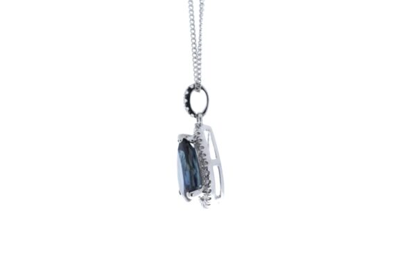 18ct White Gold Pear Shape Sapphire In Diamond Halo Pendant 0.18ct (P 2.35) Carats - Image 4