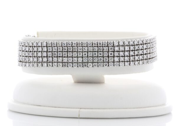 18ct White Gold Five Row Tennis Diamond Bracelet 11.73 Carats - Image 3