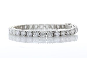 18ct White Gold Tennis Diamond Bracelet 17.00 Carats