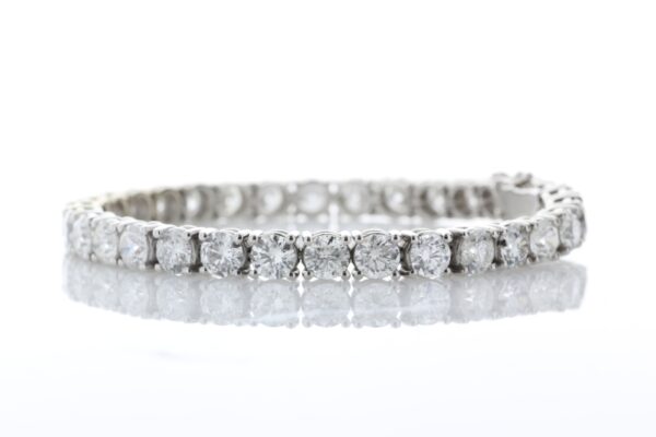 18ct White Gold Tennis Diamond Bracelet 17.00 Carats - Image 2